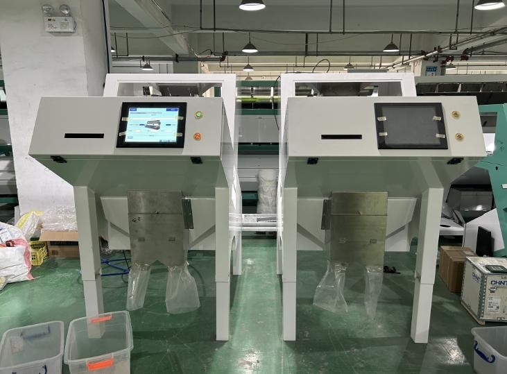 500kg/h 높은 용량 남아메리카 사차 인치 색상 분류 기계 식물학 색상 분류기
