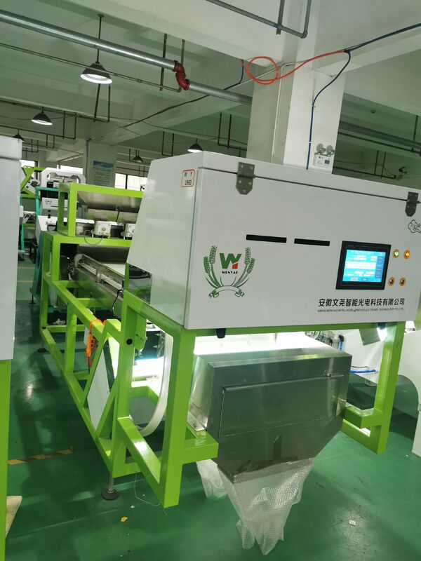 Intelligent Optical CCD Color Sorter for Nuts with High Precision and 8/512 Channels