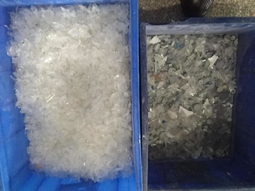 7 급류 가장 값이 싼 PP Pet PVC ABS는 플라스틱 재활용 라인을 위한 색선별기를 얇은 조각으로 벗겨집니다