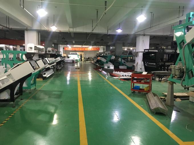 검은 녹색 차 색상 정렬 차 광적 정렬 기계 차 가공 9